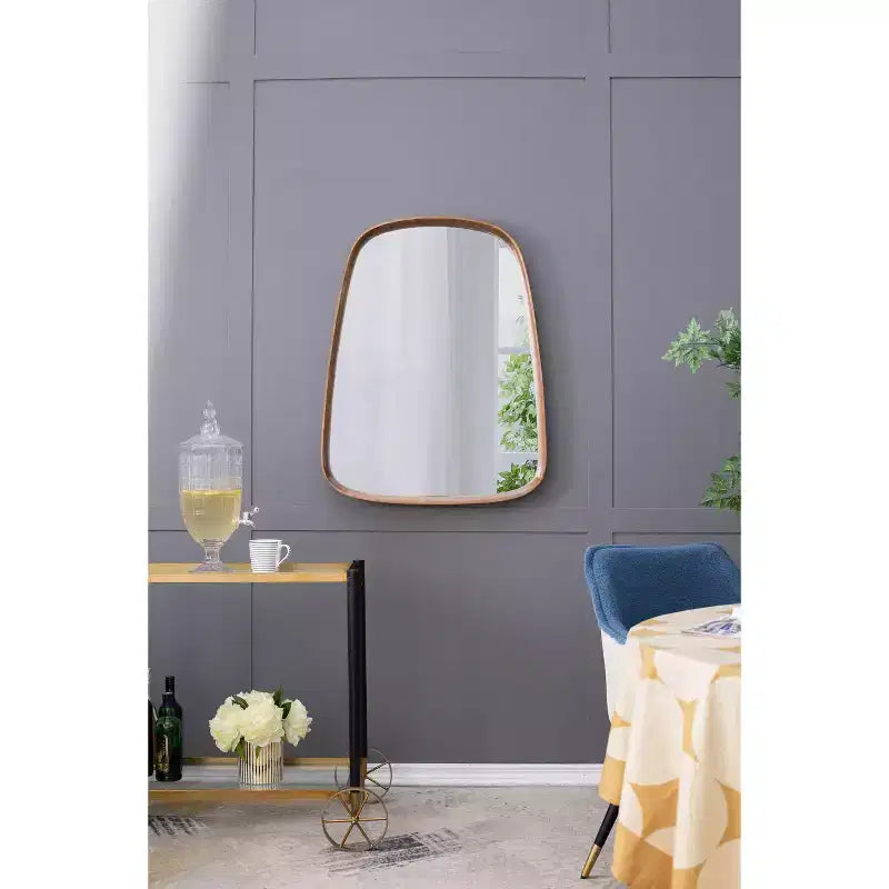 Specchio da parete triangolare irregolare 30 x 38 pollici con cornice in legno per bagno o camera da letto