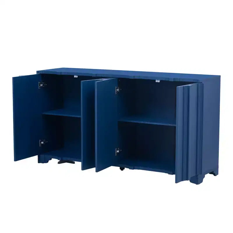 Credenza a 4 ante in impiallacciatura di pino con dettagli lineari e gambe triangolari, 151,6 cm