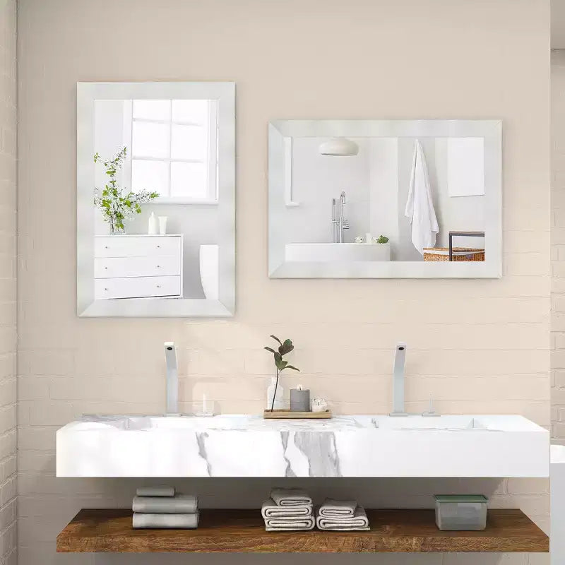 Specchio da parete a tema rustico da 42 x 28 pollici con cornice in legno di gomma massiccio